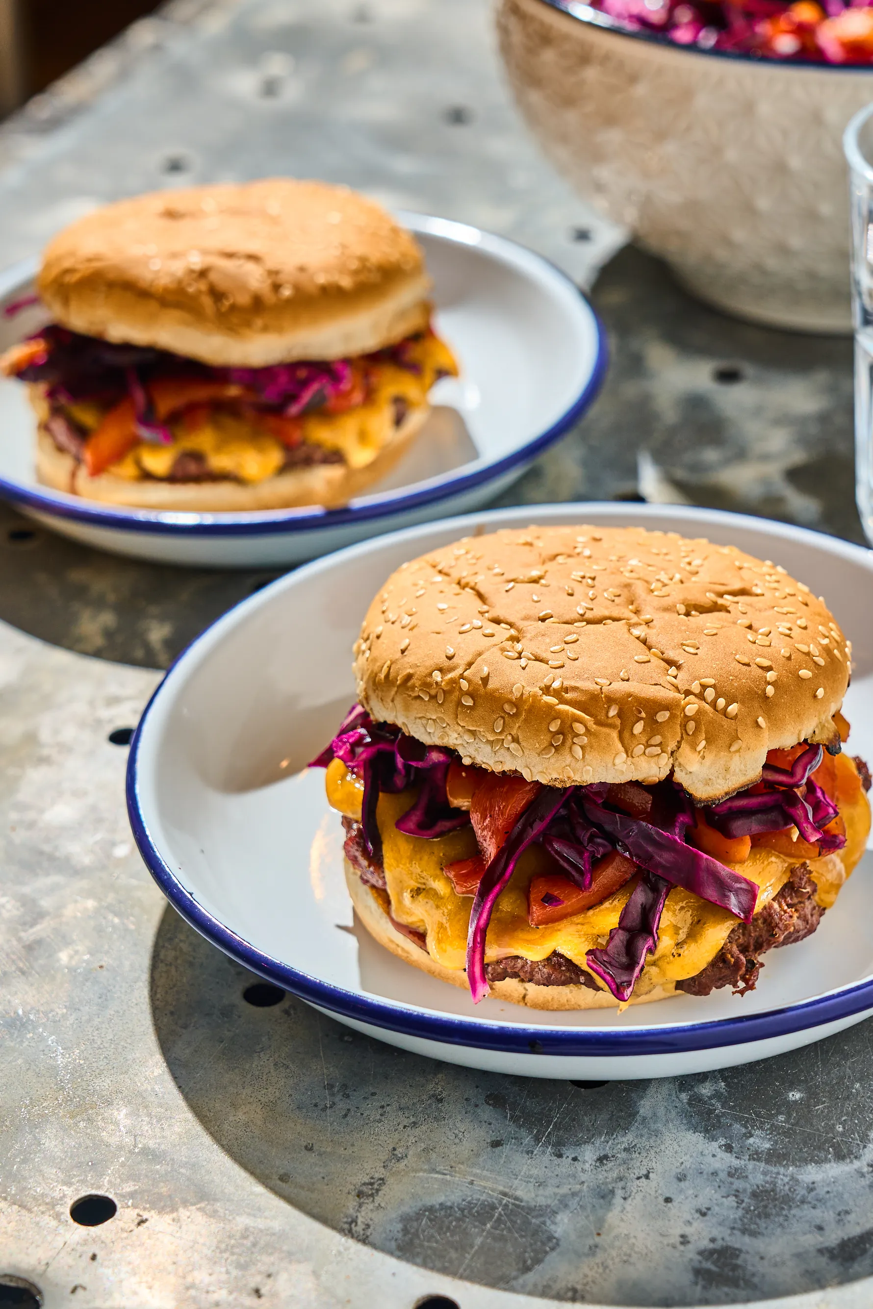 csipos-bbq-szoszos-burger (2)